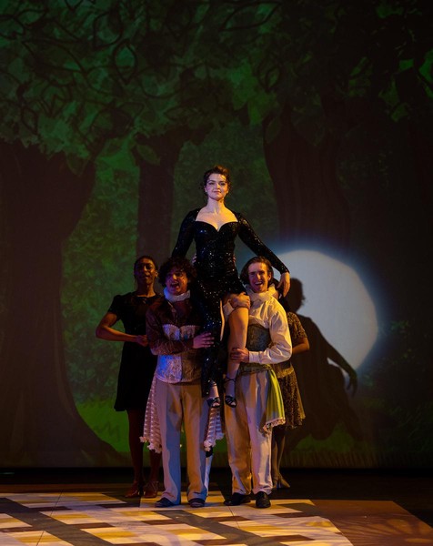 9 To 5 (Dream Sequence)