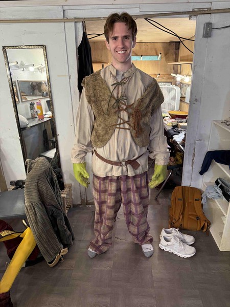 Shrek (Shrek Fitting)